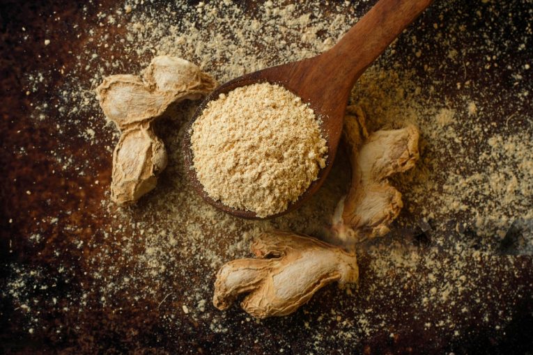 Dried ginger whole